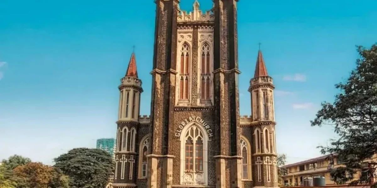 Our Lady of Glory Church –  Sant Savta Marg