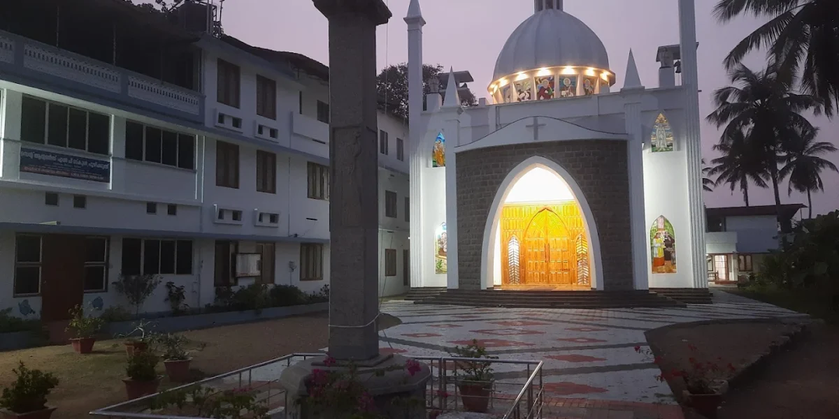 St. Antony Church – Poozhikunnu