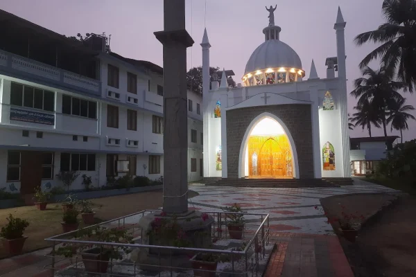 St. Antony Church – Poozhikunnu
