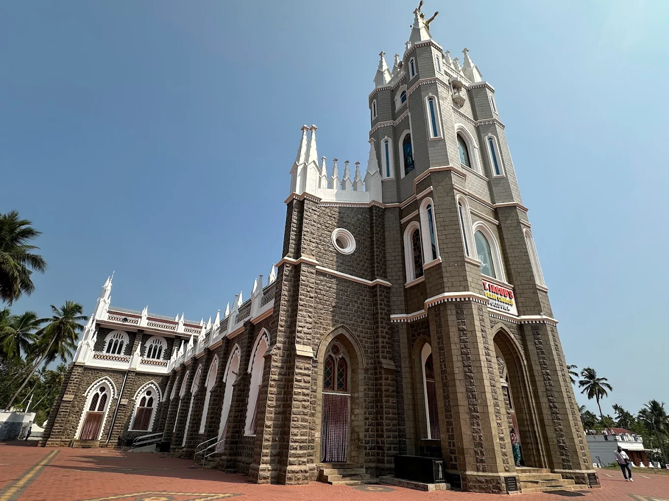 St. Jacob Forane Church – Pulluvila