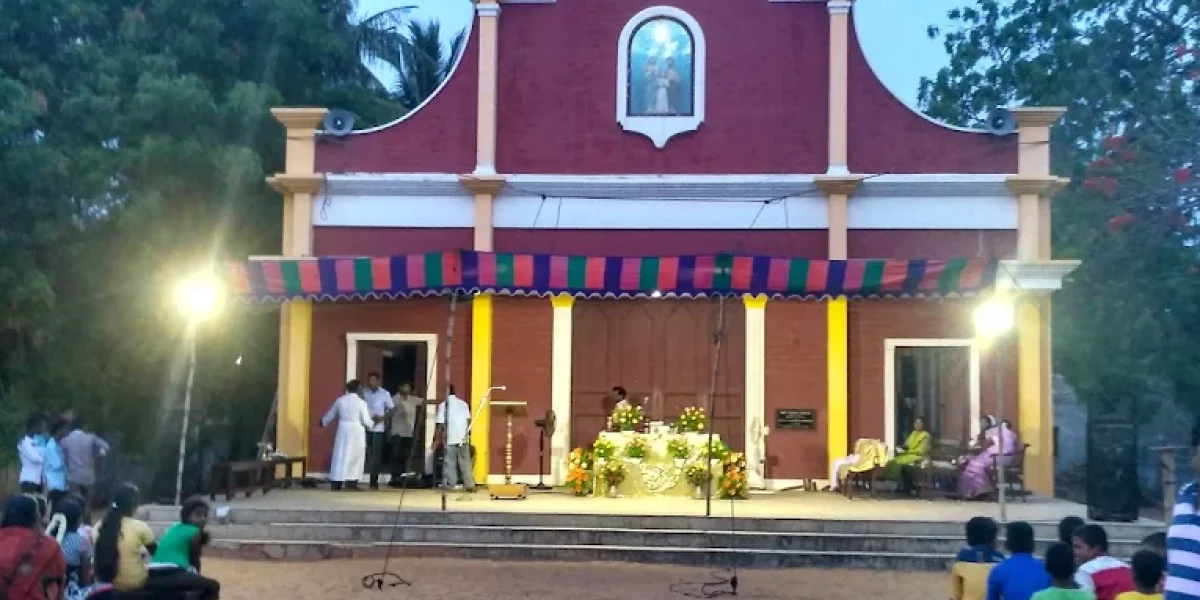 Holy Family Church – Keezhputhupattu