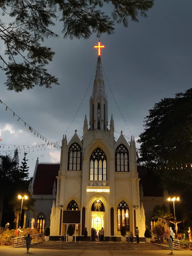 Our Lady of Lourdes Church –  Samlong