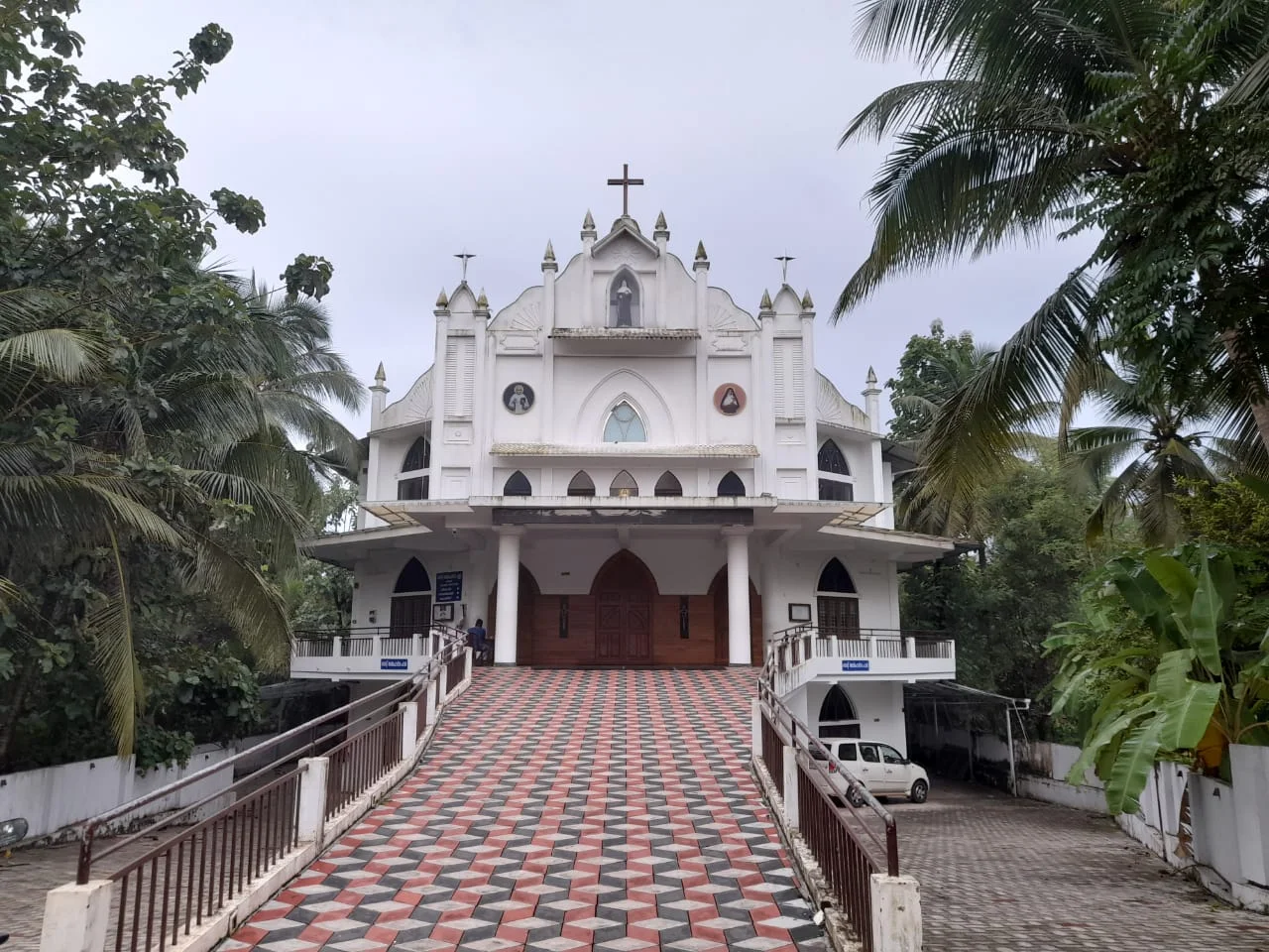 Roman Catholic Church – Tholur