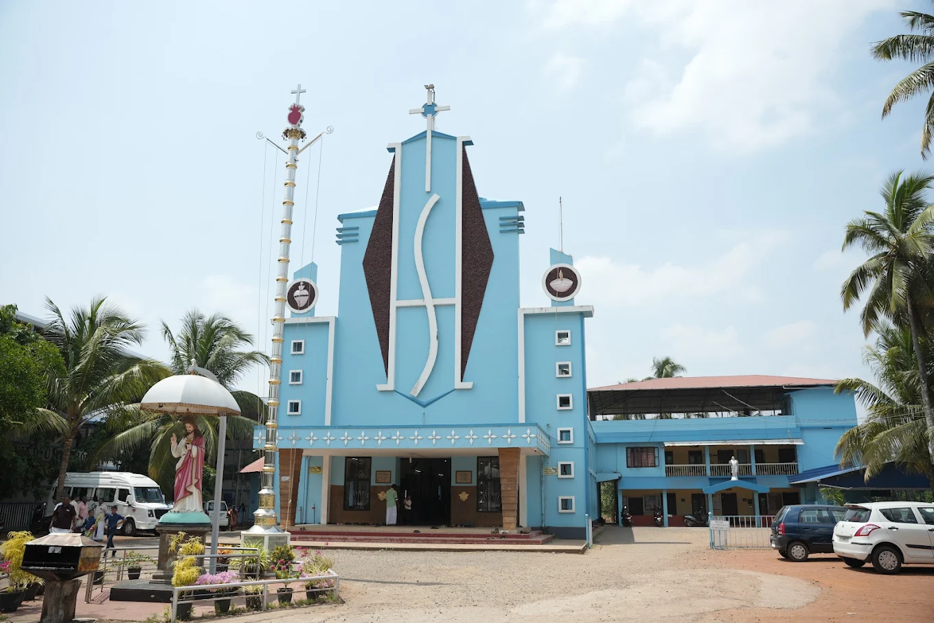 Sacred Heart Church – Erumapetty