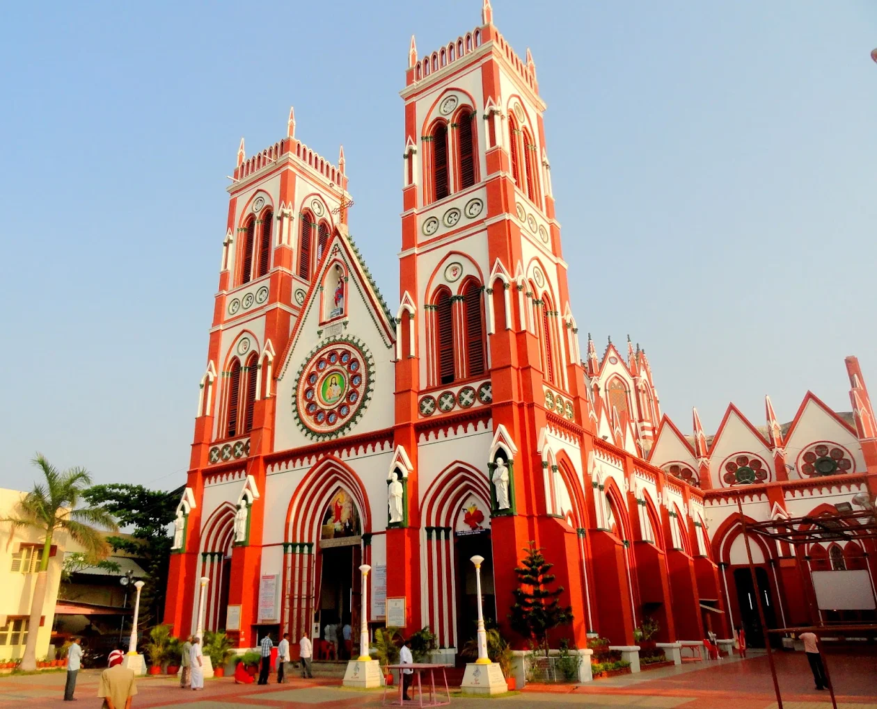 Sacred Heart Church – Manalurpet