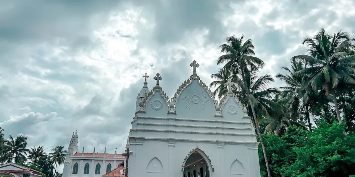 St. Antony Church – Pazhuvil
