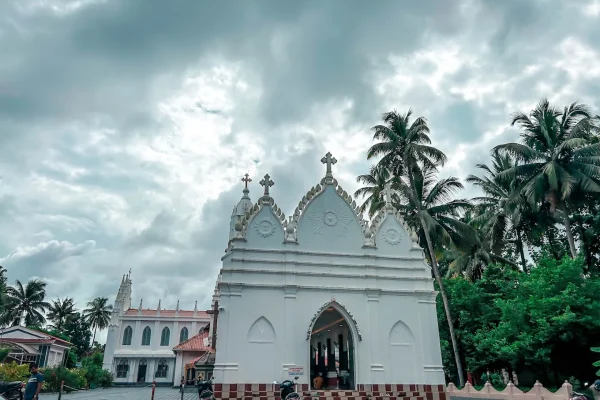 St. Antony Church – Pazhuvil