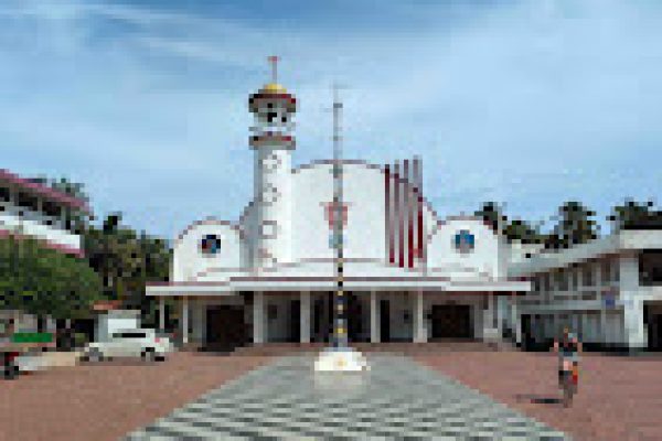 Sacred Heart Church – Thoyakkavu