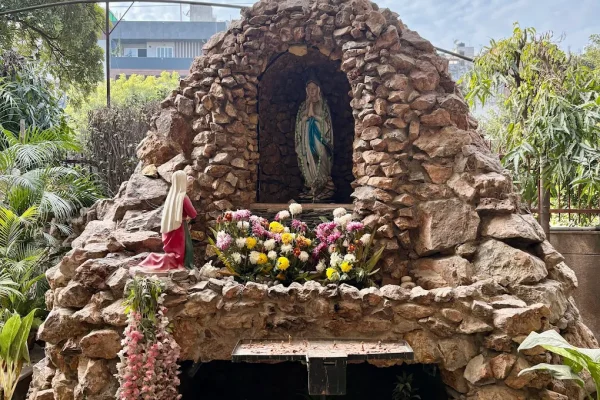 Church Of Our Lady Of Lourdes – Dwarka