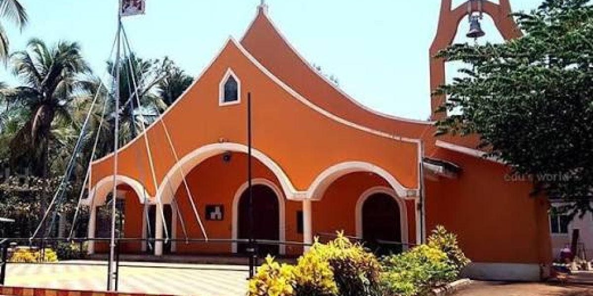 Holy Family Church – Bajna