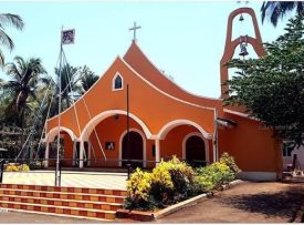 Holy Family Church – Bajna