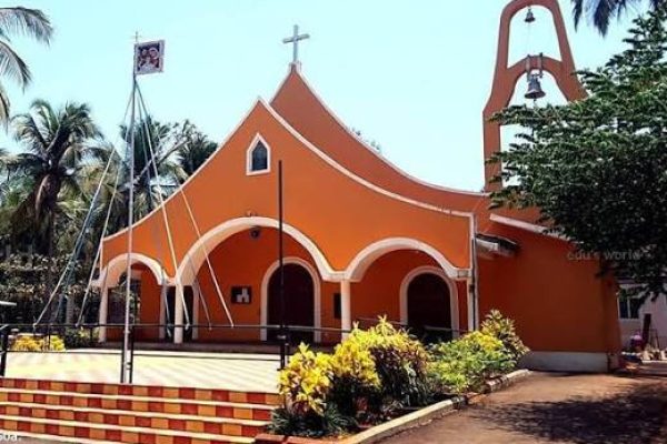 Holy Family Church – Bajna