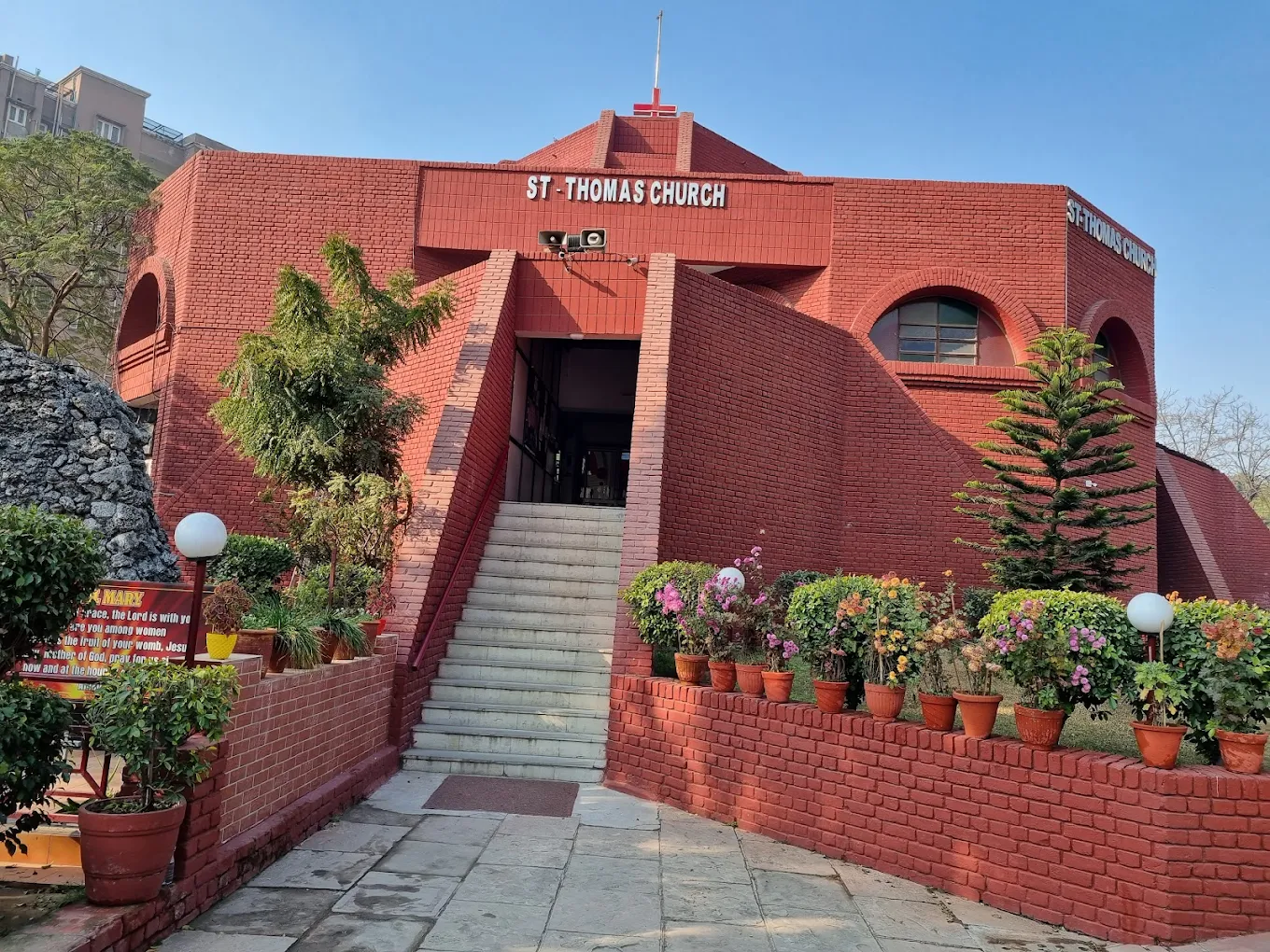 St. Thomas Church – R. K. Puram