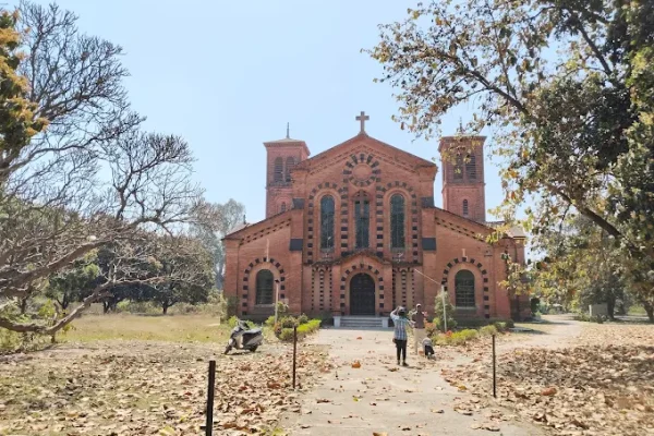 St. Raphaelâ€™s Church – Cantt