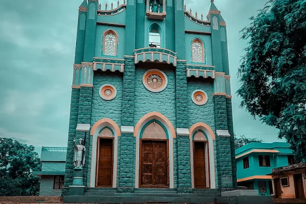 Imm. Heart  Of  Mary  Church – Amsi, Maniarenkuntu