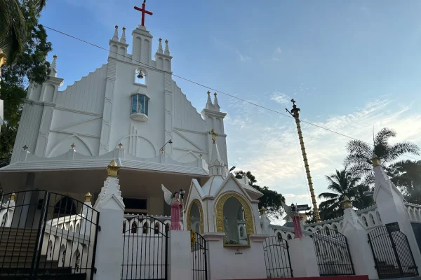 Our  Lady  Of  Lourdes  Church – Alanvilai