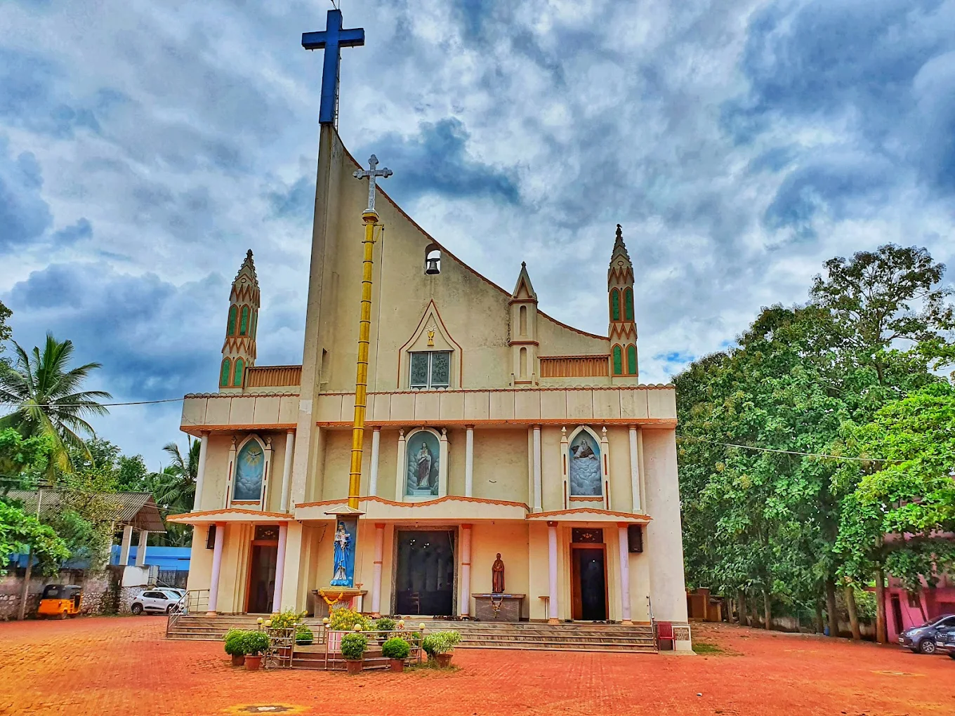 The  Holy  Trinity  Church – Thirithuvapuram1