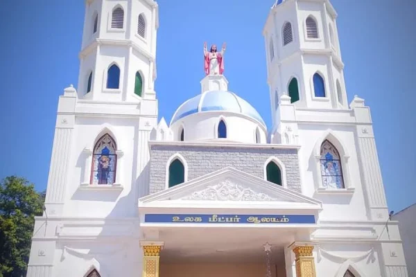 Holy  Redeemer’s  Church – Bungalow Medu