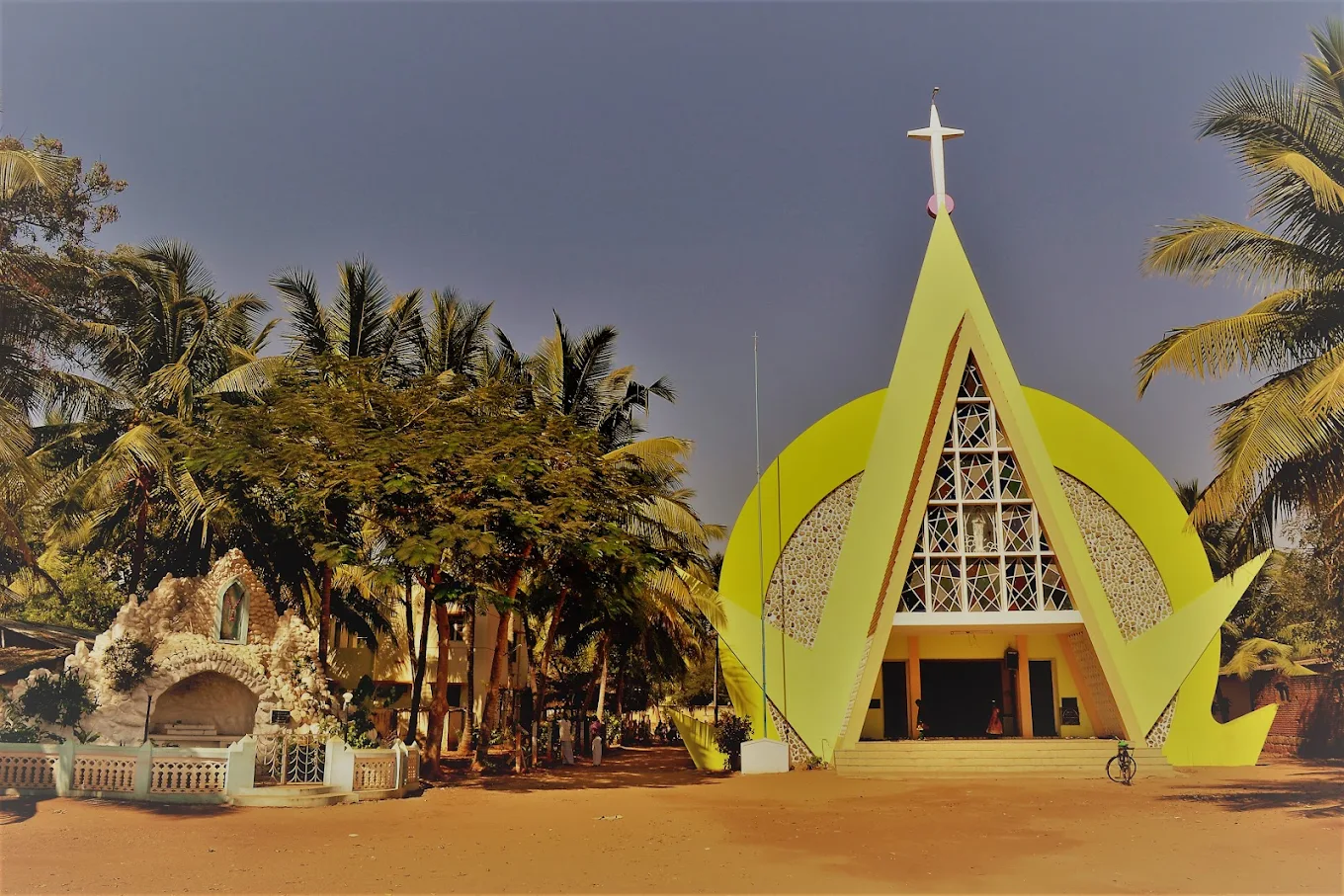 Our  Lady  Of  Queen  Of   Heaven  Church – Uthamapalayam