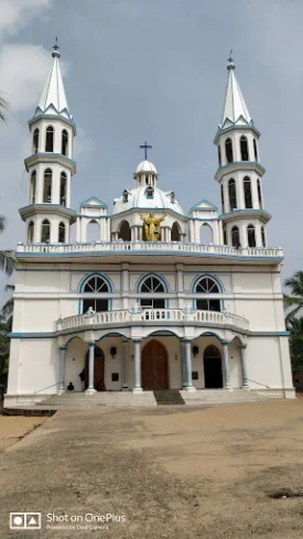 Holy  Cross  Church – Kil-Manakudy