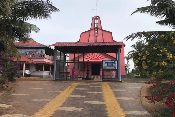 Bl. Chavara Kuriakose church – Puthiyidamkunnu