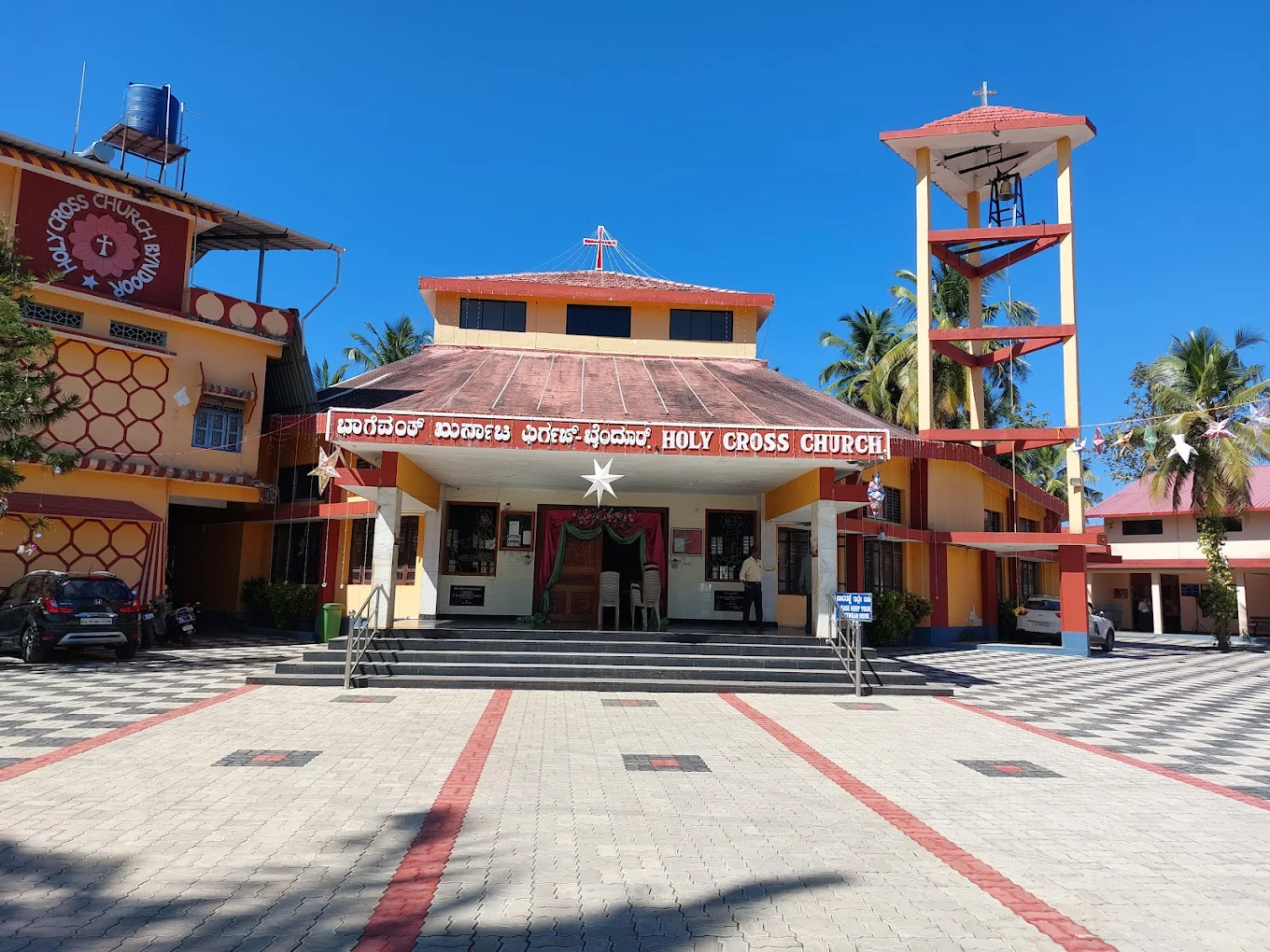 Holy Cross Church – Byndoor