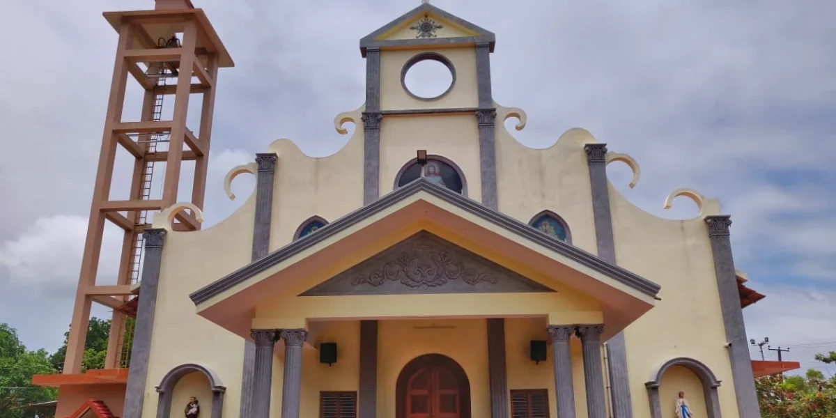 Holy Cross Church – Eliarpadavu