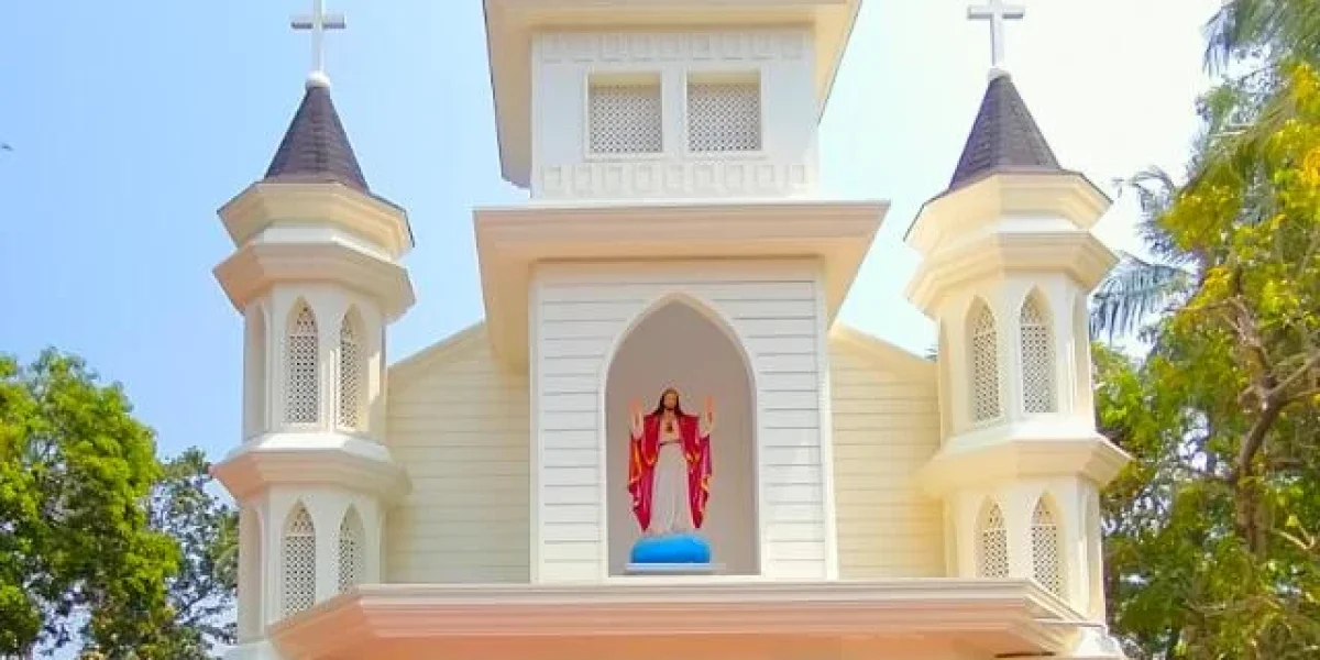 Holy Cross Church – Manjeri