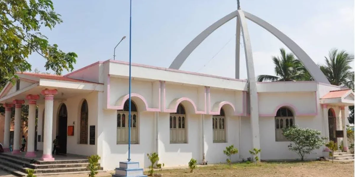 Holy Cross Church – Veppoor