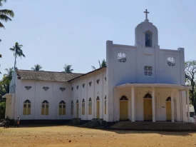 Holy Cross Church – Kadalvathuruth