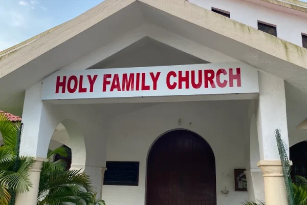 Holy Family Church – Nuvem