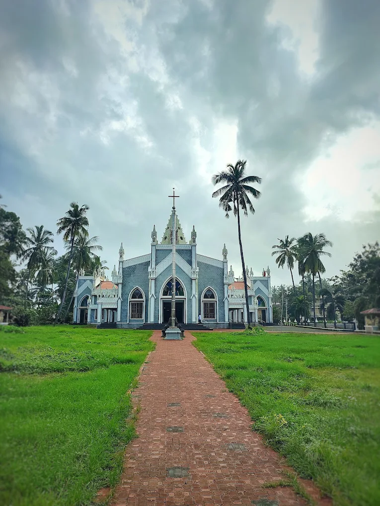 Holy Trinity Cathedral – Burnasserry