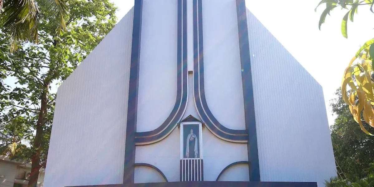 Little Flower Church – Mavoor