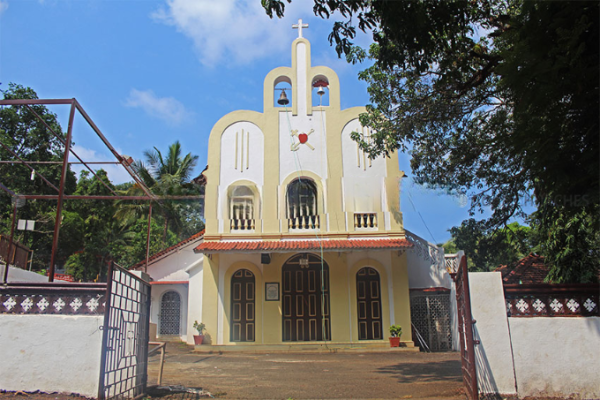 Our Lady of Bethlehem Church – Bambolim