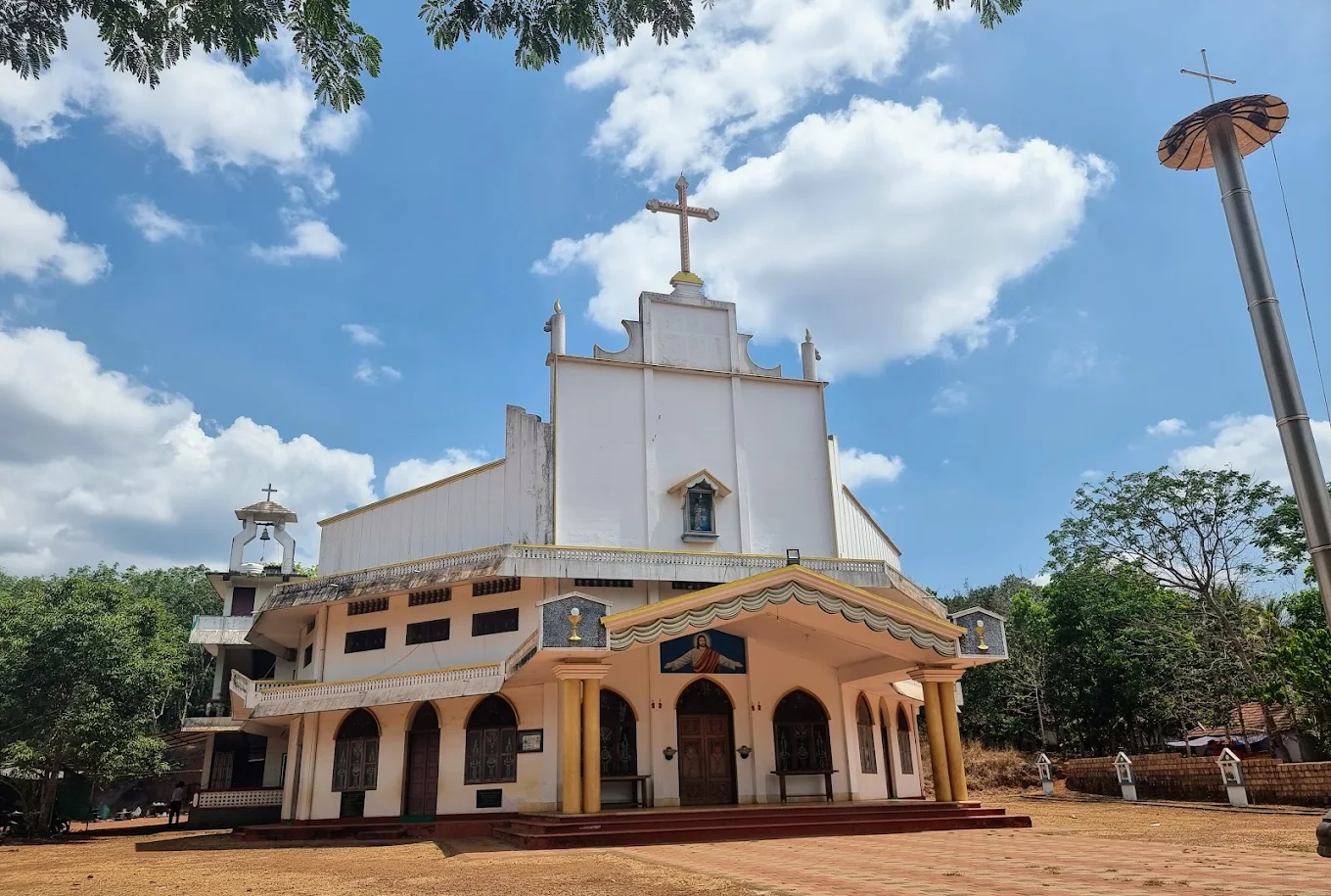 St. Maryâ€™s Church – Pariyaram
