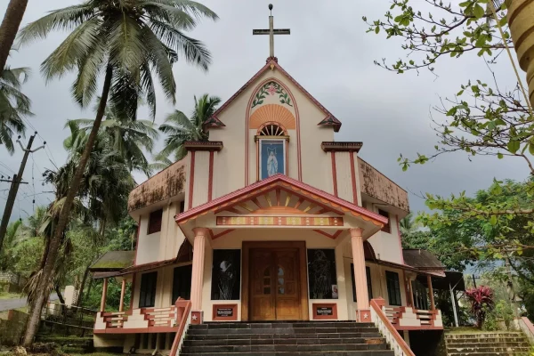 St. Mary’s church – Vallikett