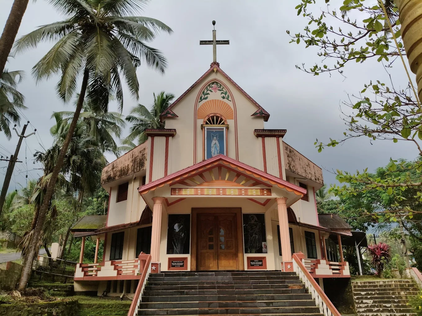 St. Mary’s church – Vallikett