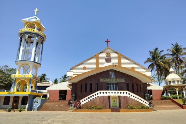 Sacred Heart Church – Suratkal