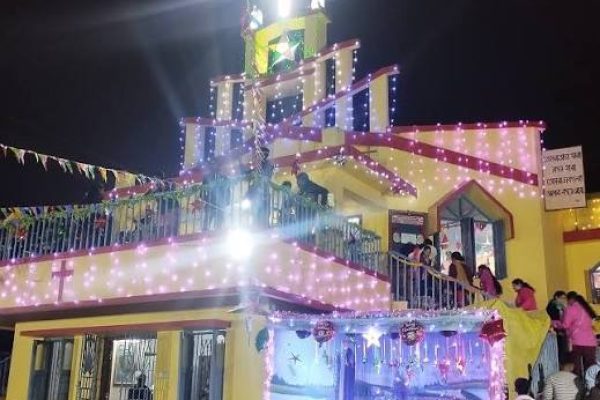 Holy Cross Church – Baligherai
