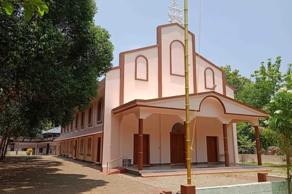 Cherupushpam Church – Palakad