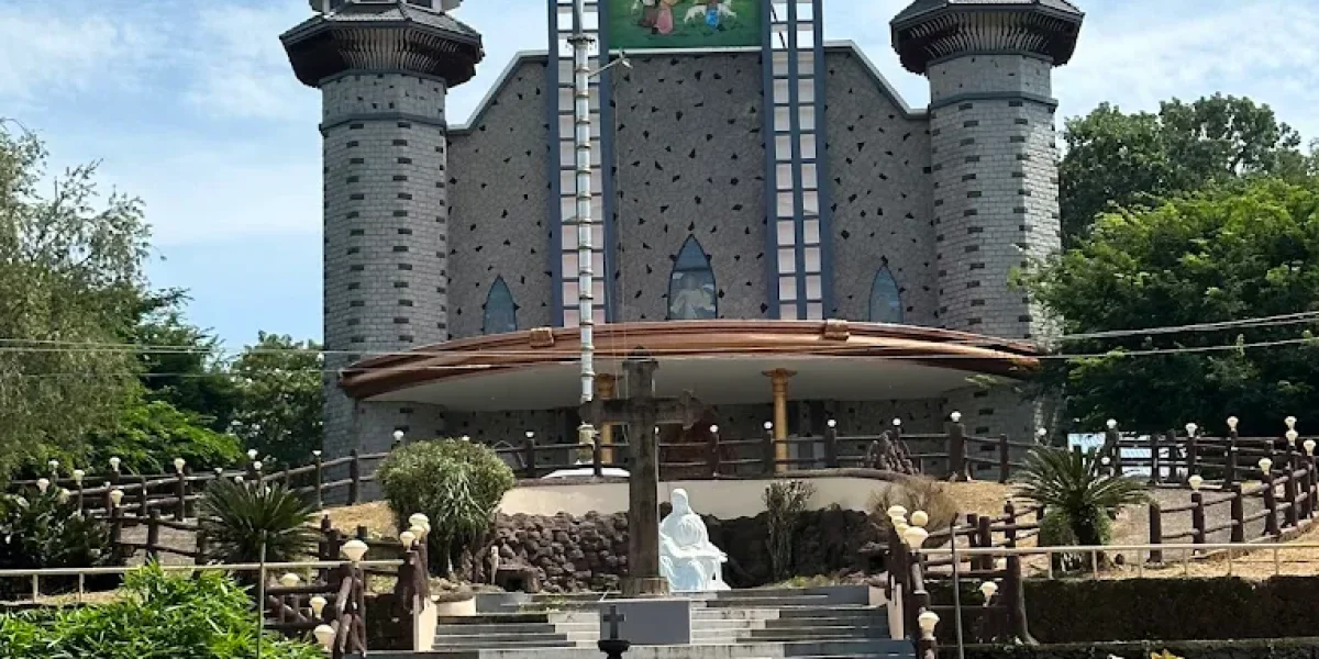 Fathima Matha Church – Aryaparamba