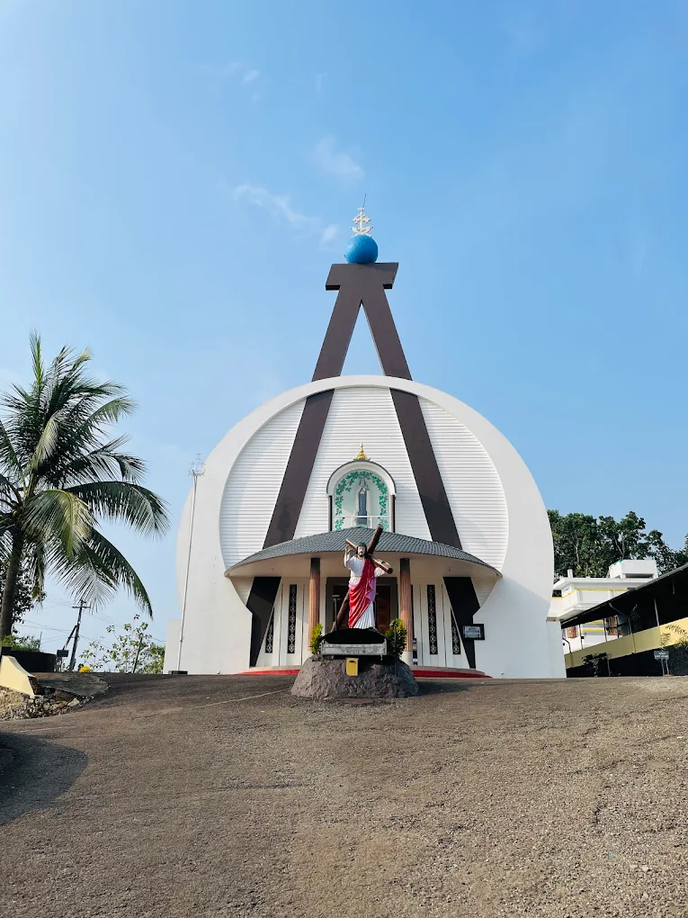 Little Flower Church – Piravom
