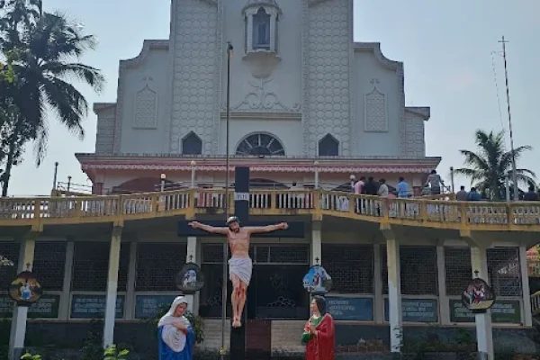 Little Flower Church – Vellarikundu