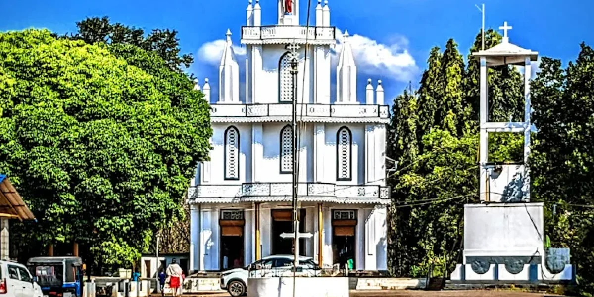 Sacred Heart Church – Angadikadavu