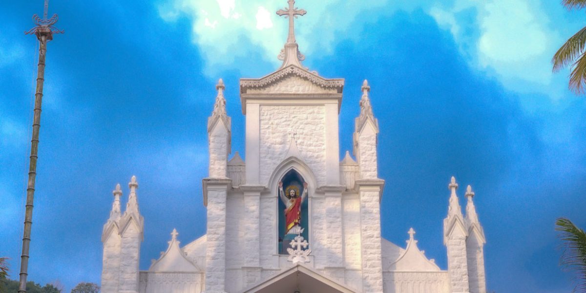Sacred Heart Church – Peringulam