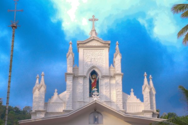Sacred Heart Church – Peringulam