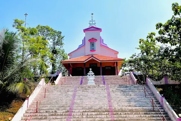 St.John the Baptist Church – Urumbukavu (Pizhaku)