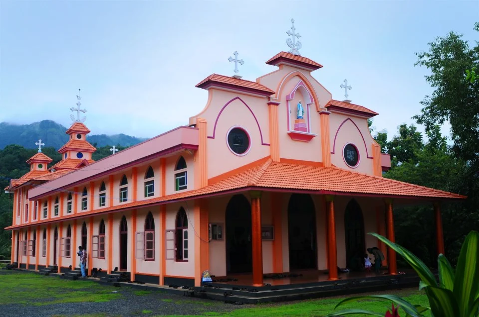 St.Marthamariyam Church – Poolakkutty