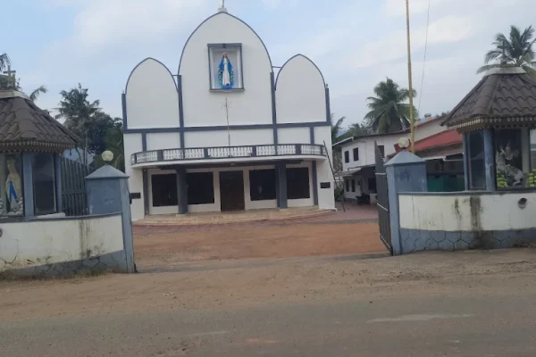 St.Mary Church – Kacherikkadavu