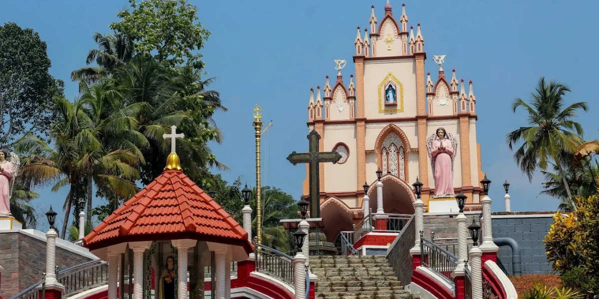 St.Mary Church – Moozhoor